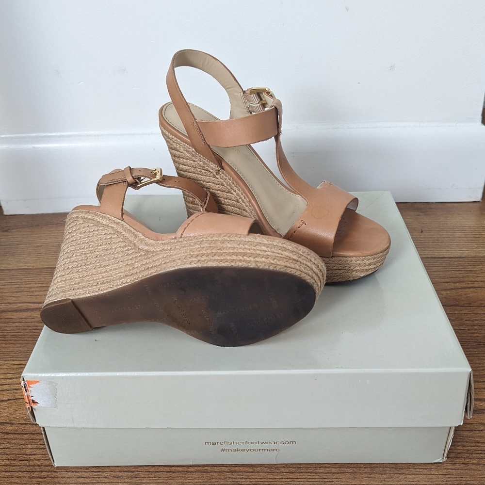 Marc Fisher Harlei wedges